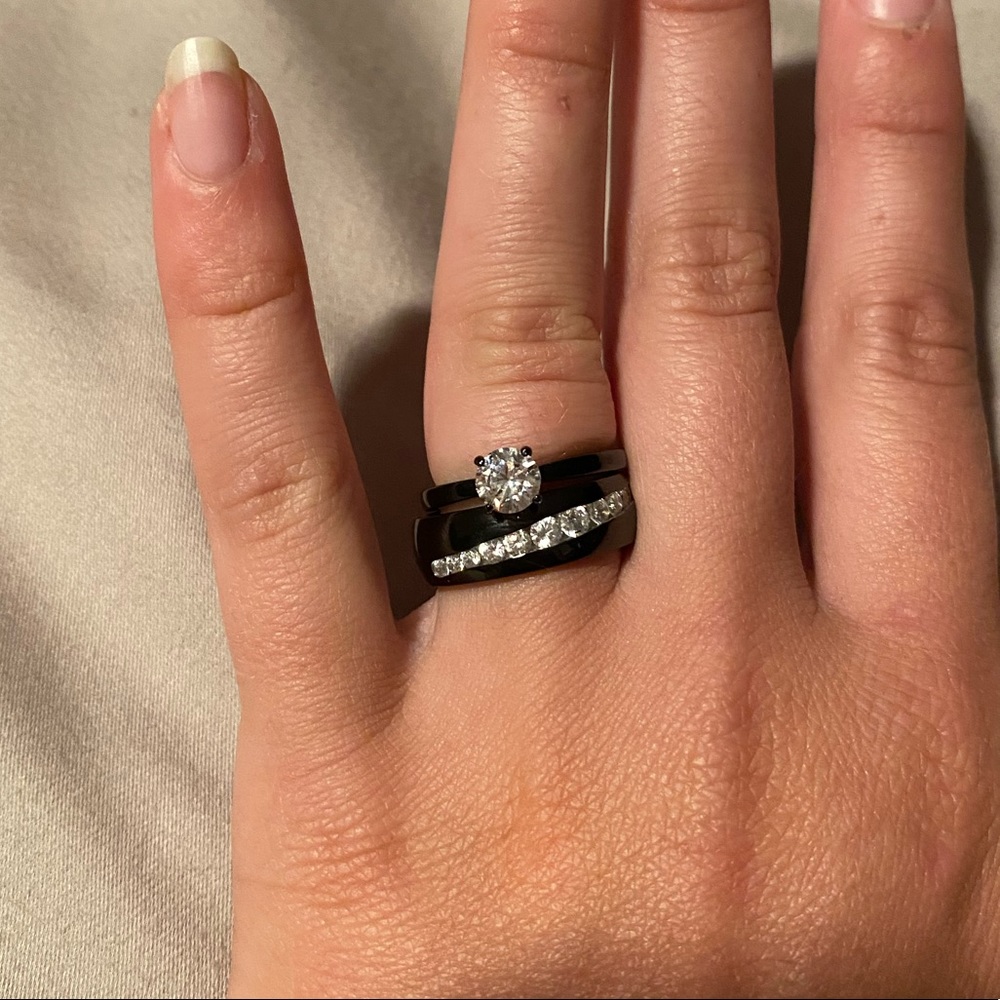 Solitaire cz stone ring